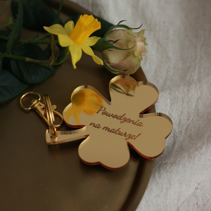 Brelok koniczynka czterolistna/ koniczyna lustro - powodzenia na maturze/ matura 