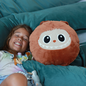 Poduszka haft Labubu - duża poduszka haftowana / prezent/ dziecko