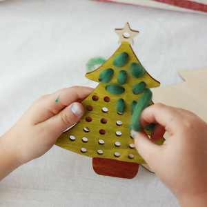 Choinka bombka, zawieszka świąteczna do samodzielnego pokolorowania, ozdobienia, przeplotka - Mikołajki, Święta  Bożego Narodzenia