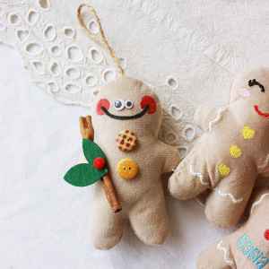 Zawieszka/ bombka haftowana, pluszowy piernik, ciastek, ludzik, zestaw kreatywny do samodzielnego ozdobienia - prezent Święta Bożego Narodzenia/ Mikołajki