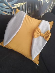 Poduszka z uszami, kokarda - Wielkanoc