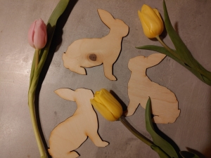 Zając wielkanocny do pokolorowania