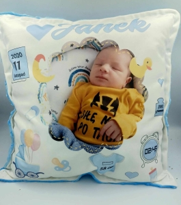 Poduszka ze zdjęciem i metryczką dla dziecka - prezent urodziny/ Chrzest/ Dzień Dziecka