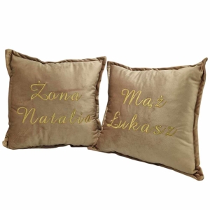 Poduszka haftowana Mąż/ Żona, welur, personalizacja - wyjątkowy prezent Ślubny/ Ślub/ Wesele