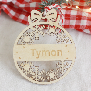 Bombka świąteczna, zawieszka na choinkę, imię, śnieżynki - Święta Bożego Narodzenia / Mikołajki